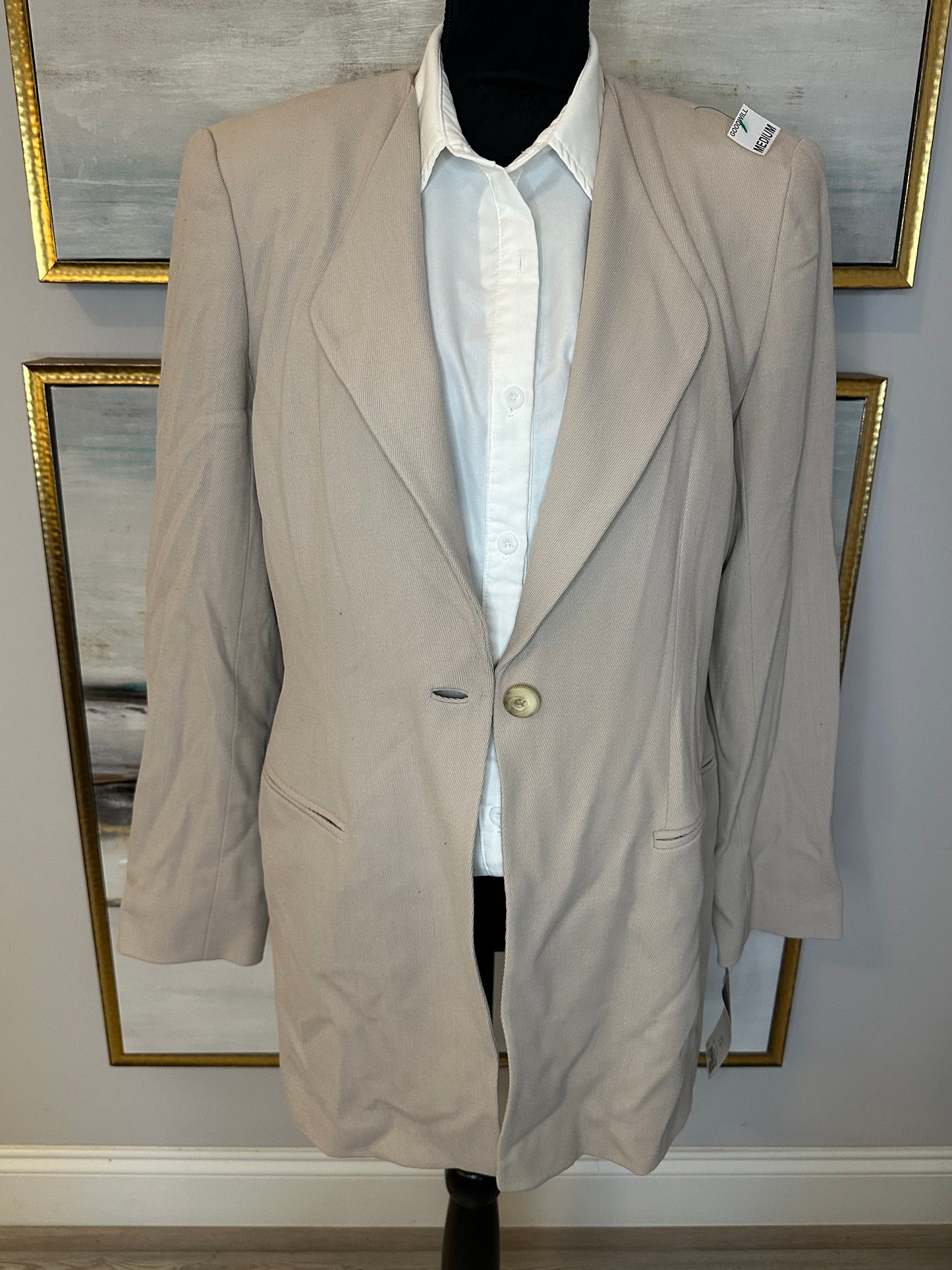 Dana Buchman Tan Size 12 (No Stretch)