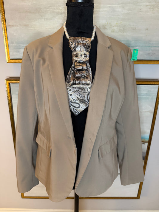 Apt 9 Khaki Size 16p (No Stretch) tie not included
