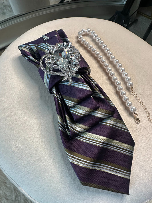 Violet Royal Orchid Crest