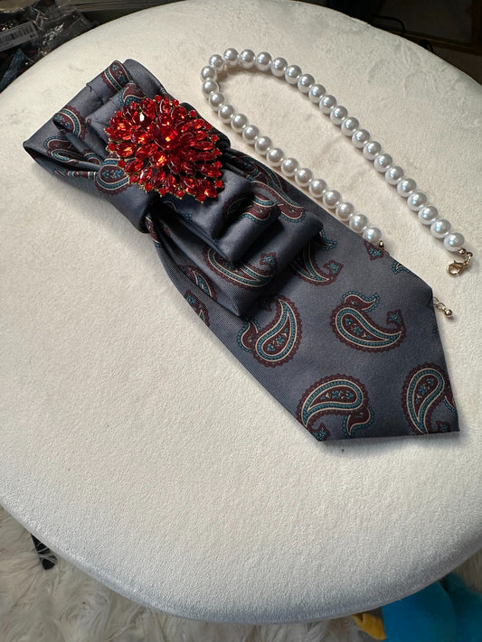 Scarlet Paisley Prestige